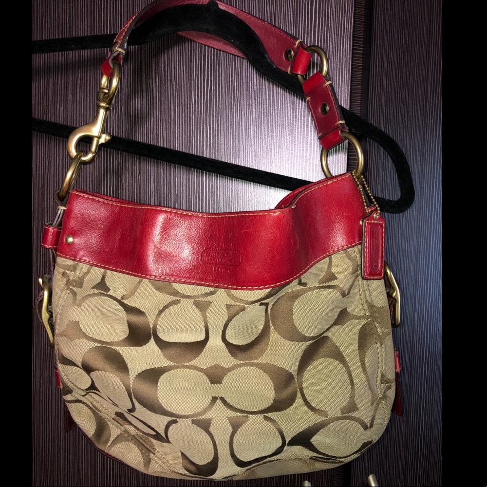 Coach purse with red trim